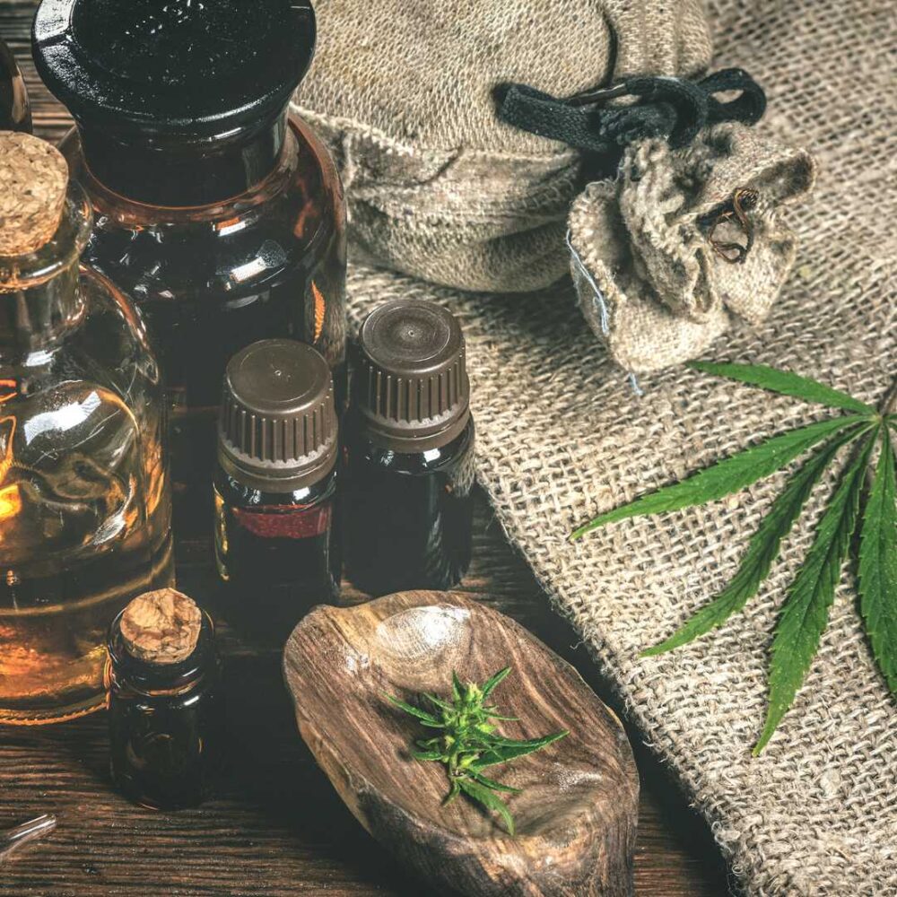 CBDA vs CBD: What are the Differences and Which is Best For You?